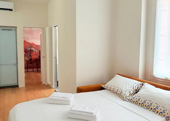 Apartament Independent House- Heart Of