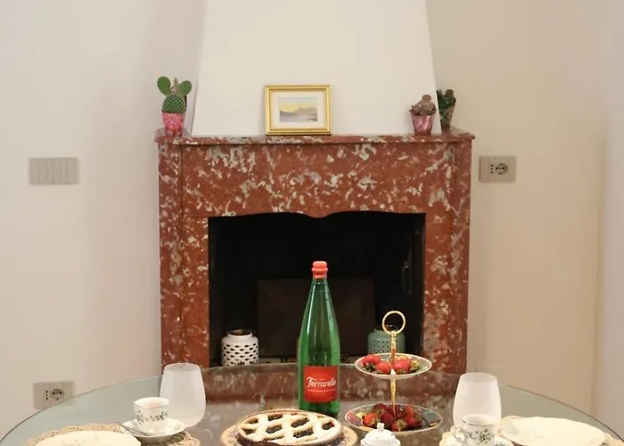 Independent House- Heart Of Roma